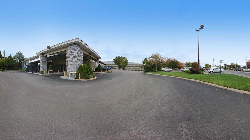 Days Inn By Wyndham Columbus Fairgrounds Exterior photo